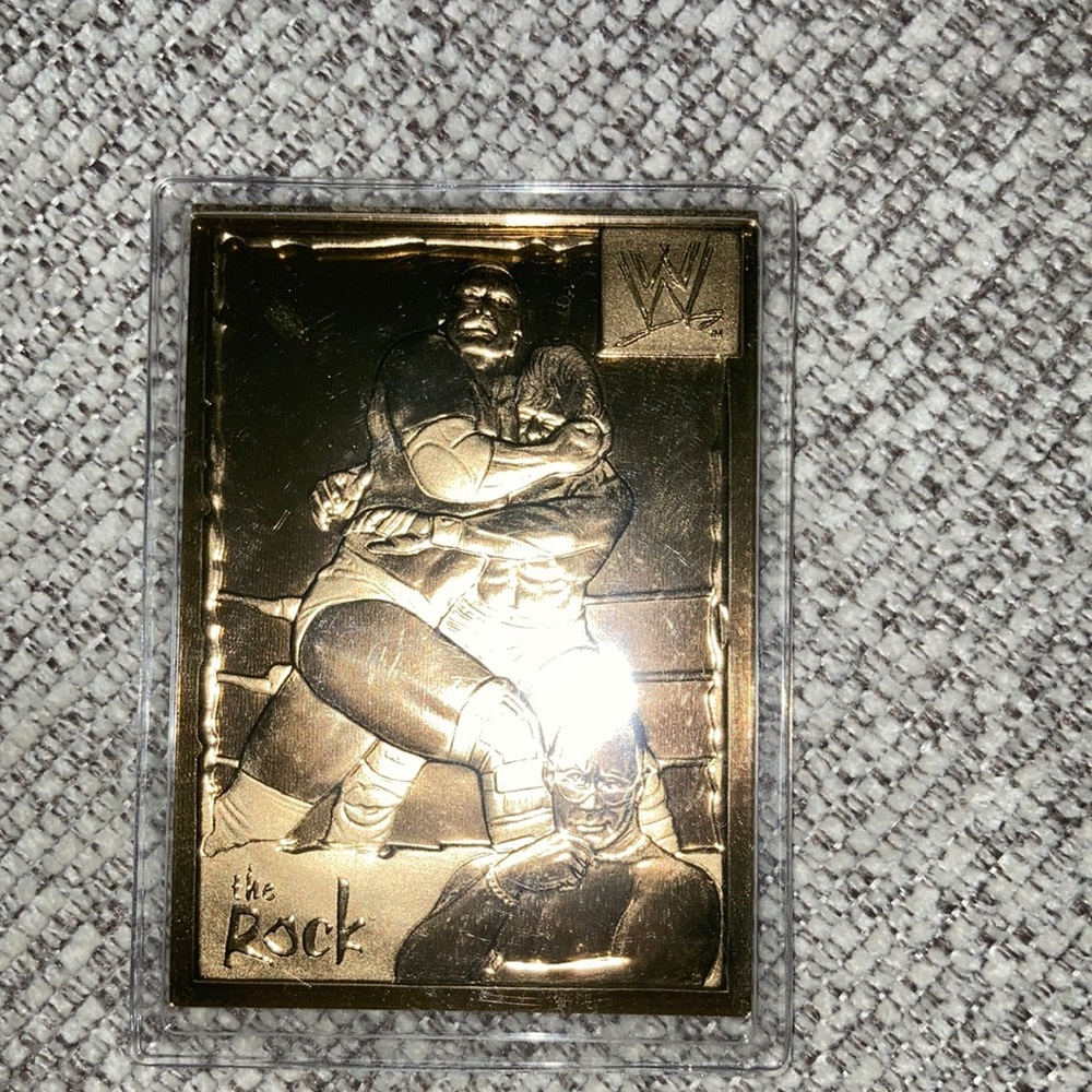 The Rock 1999 Danbury Mint WWF/WWE 22kt Gold Card